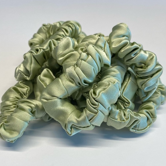 Silk Sage Green Thin Hair Scrunchie Elastic - Picture 3 of 3
